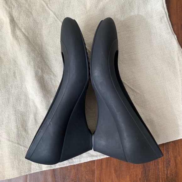 CROCS Lina Wedge Shoes Dual Comfort Black - Picture 4 of 11